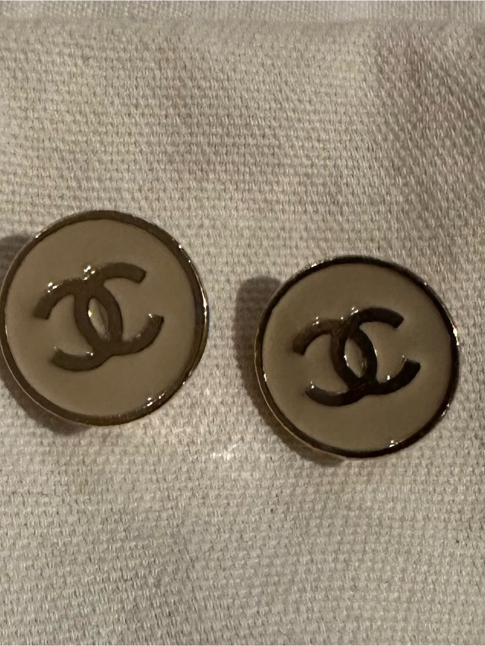 CHANEL Beige CC Logo Round Clip-On Earrings